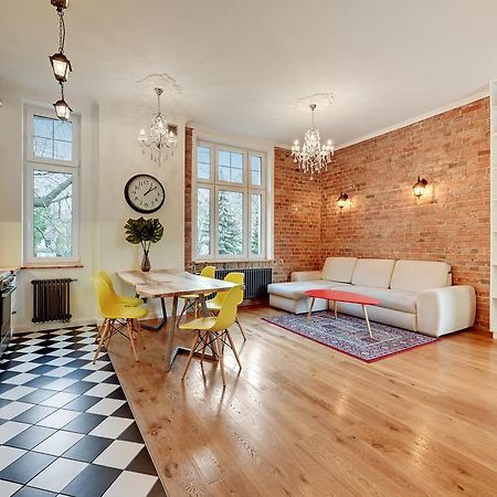 Lion Apartments - Family Stay Сопот Экстерьер фото